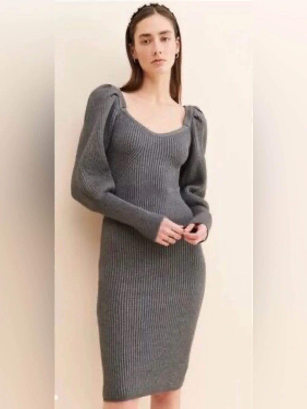 NWT ASTR Jansen Gray Ribbed Puff-Sleeve Knit Dress size S